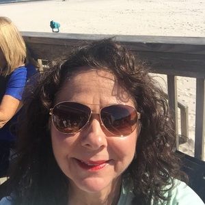 Meet your Posher, Marla